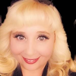 Meet your Posher, Alice